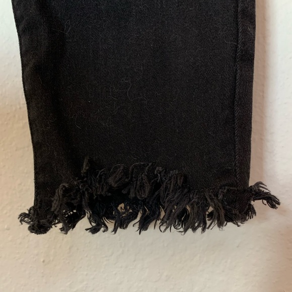 DL1961 Farrow Cropped High Rise Skinny Jeans in Black Size 27 with Ripped Hem - Picture 8 of 11